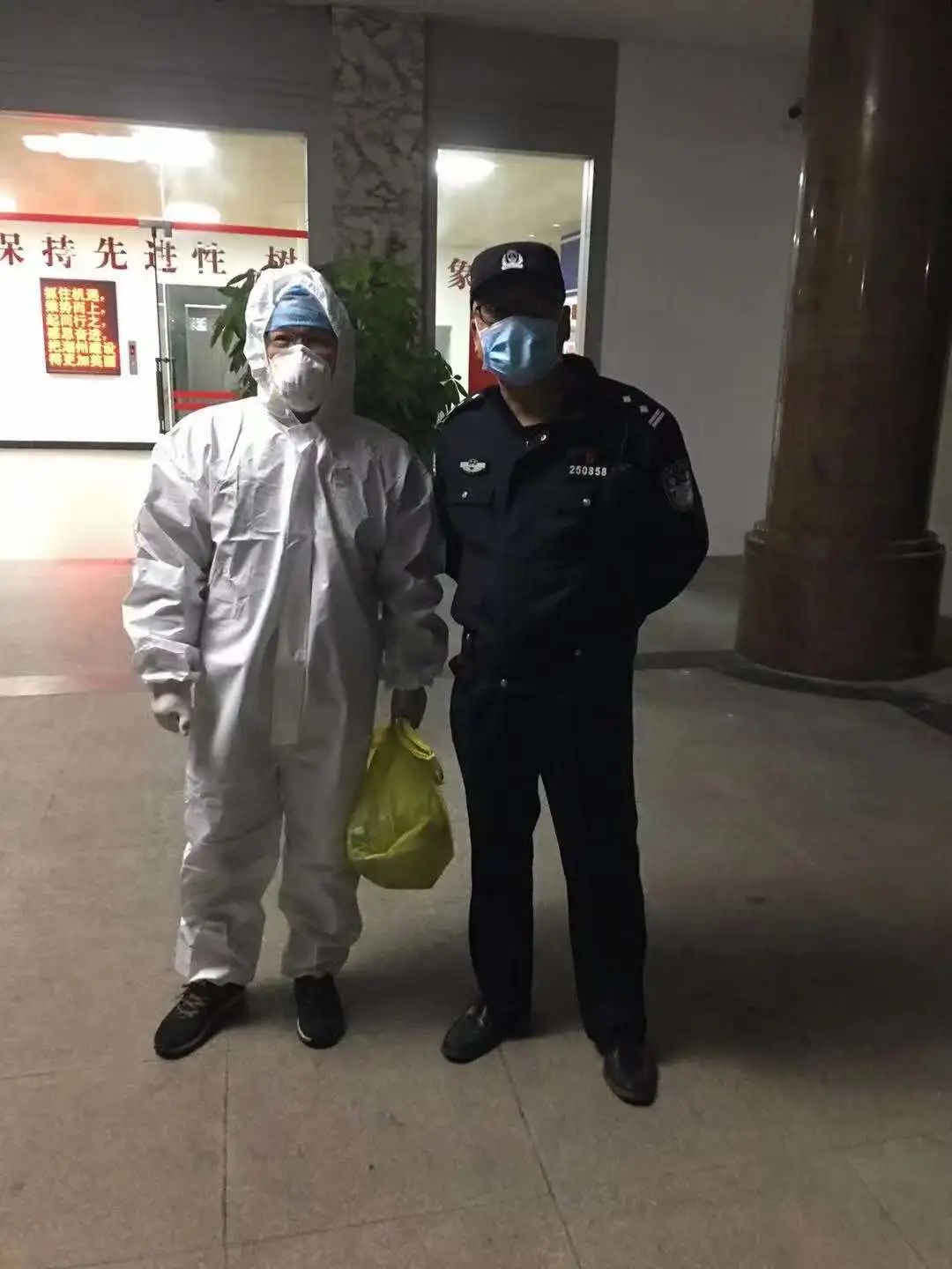 安保湘桥17(疫情防控).jpg 图片