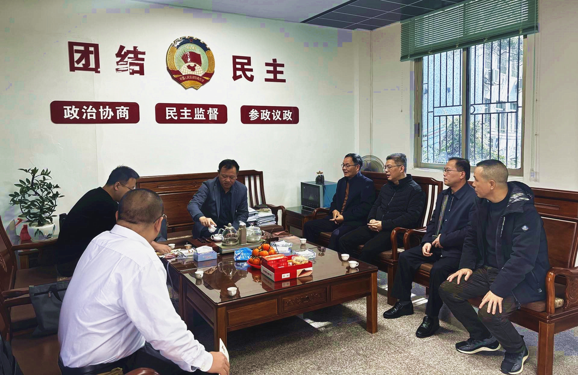 2月19日凤凰镇调研_副本.jpg