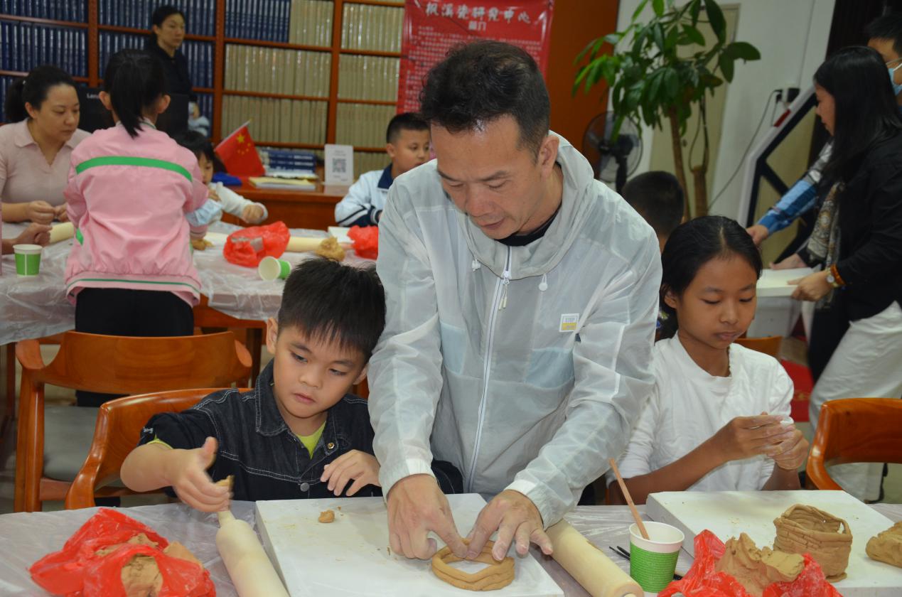 林高翥老师现场指导.jpg